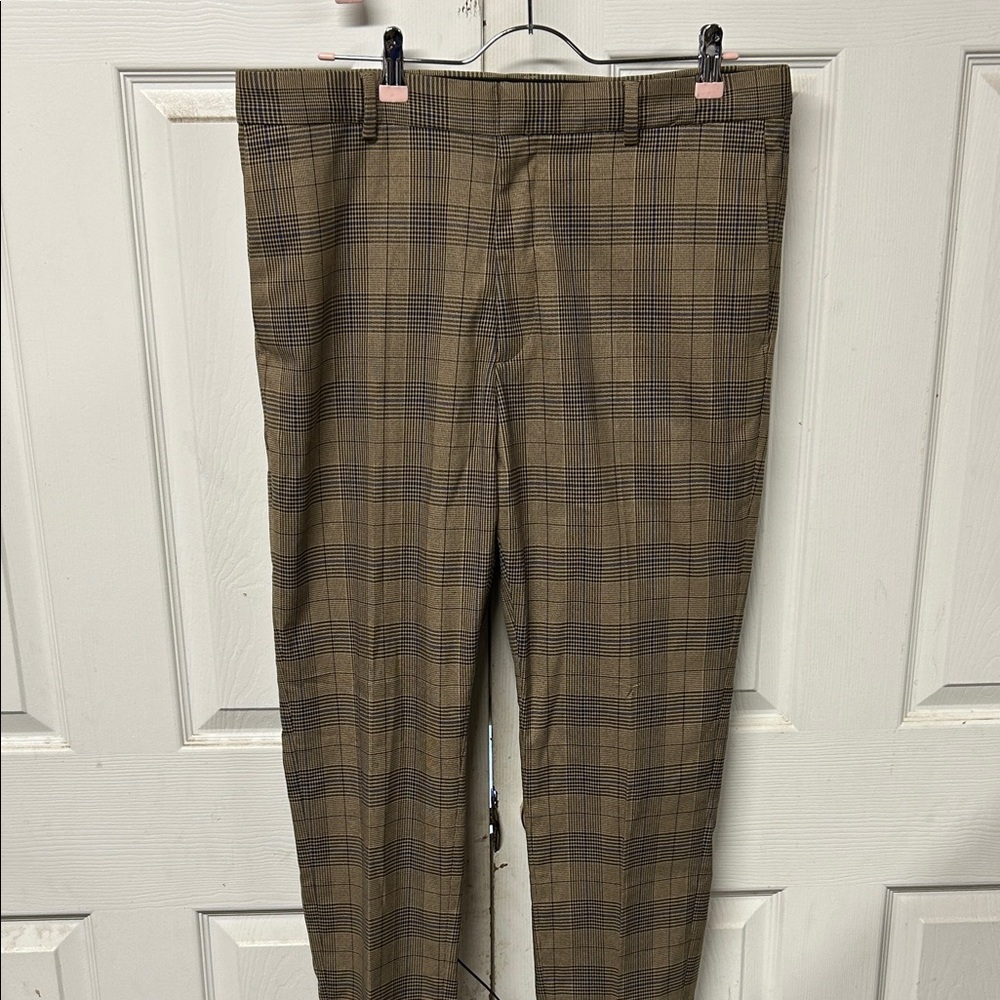 H&M Men's Checkered Khaki Chinos